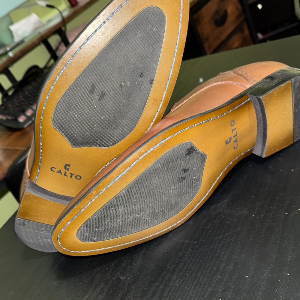 Calto Dress Shoes - Picture 5 of 7
